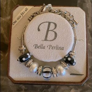 Bella Perlina Charm Bracelet